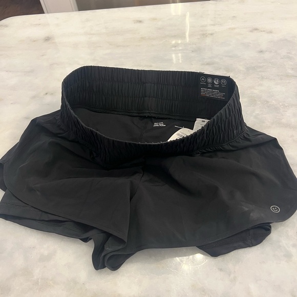 Hollister Gilly Hicks Active Lined Shorts - Picture 2 of 5